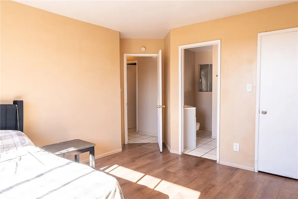 1142 W Donovan Santa Maria, CA 93458