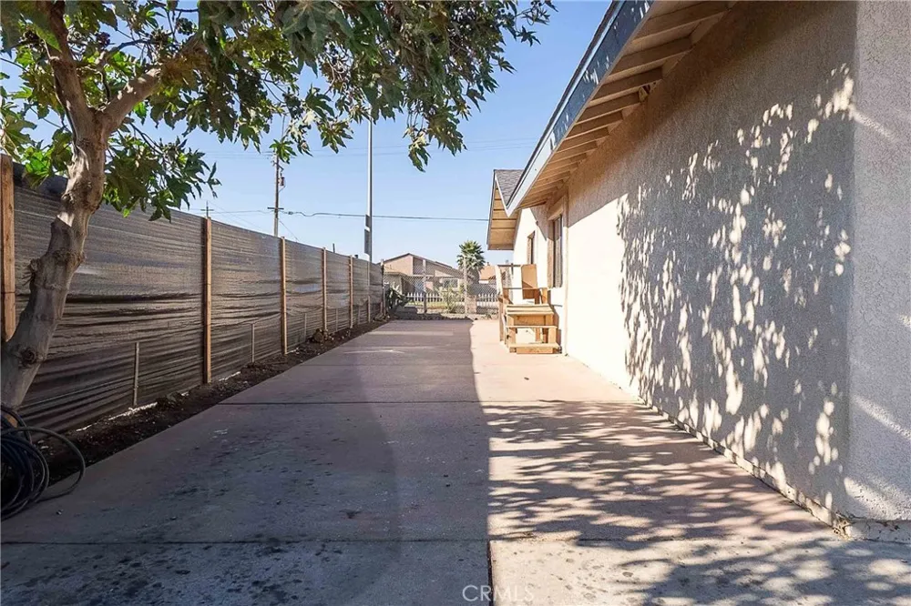 1142 W Donovan Santa Maria, CA 93458