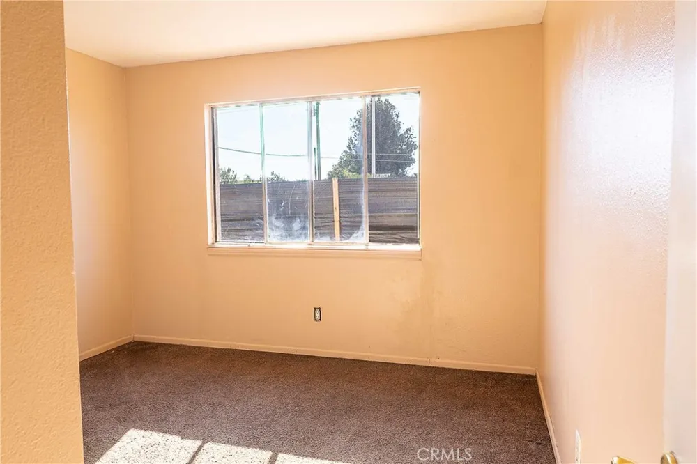 1142 W Donovan Santa Maria, CA 93458