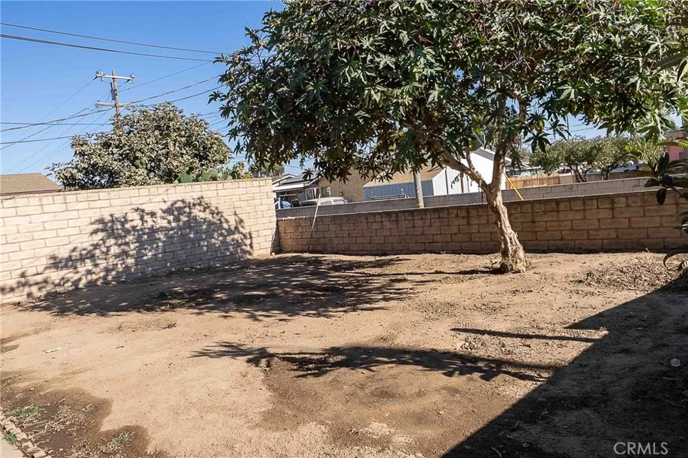 1142 W Donovan Santa Maria, CA 93458