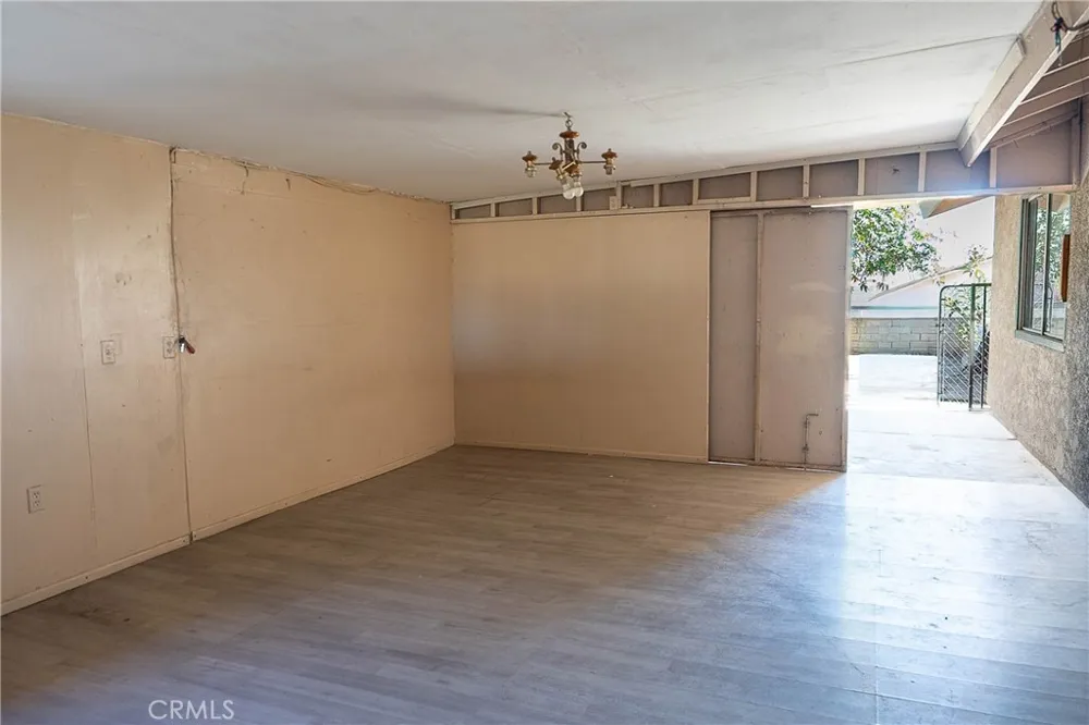 1142 W Donovan Santa Maria, CA 93458