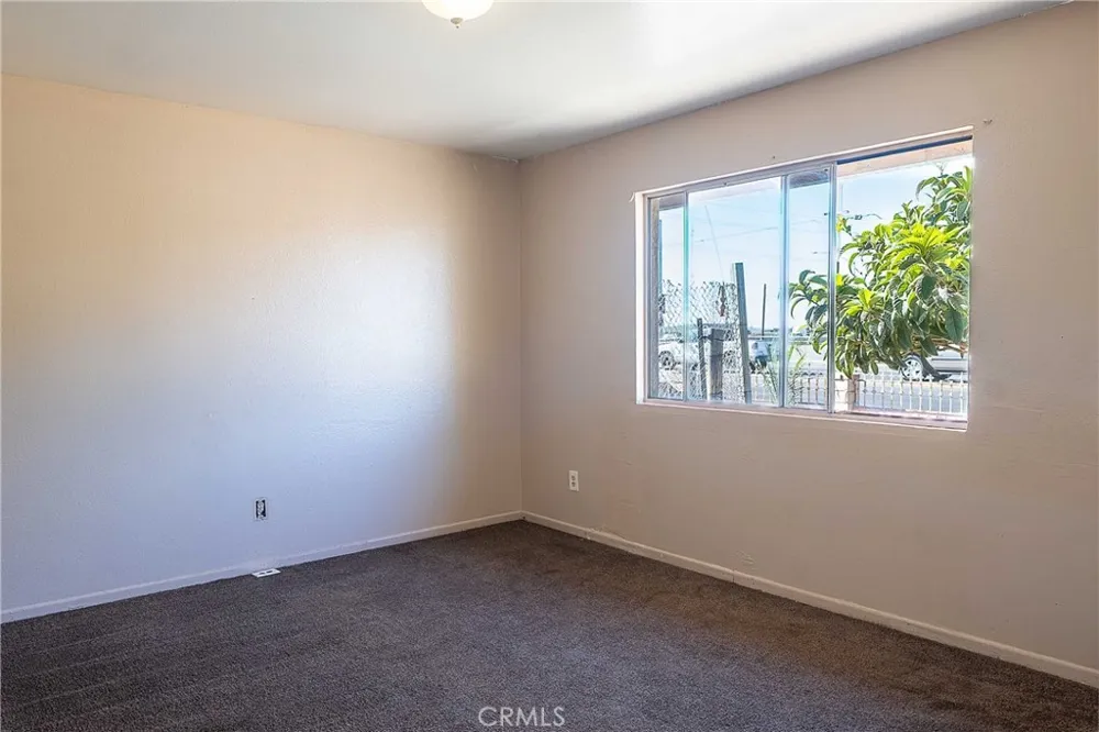 1142 W Donovan Santa Maria, CA 93458
