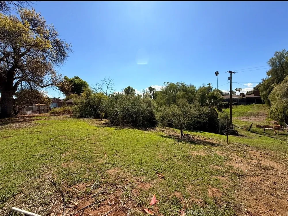 1795 Prince Albert Riverside, CA 92507