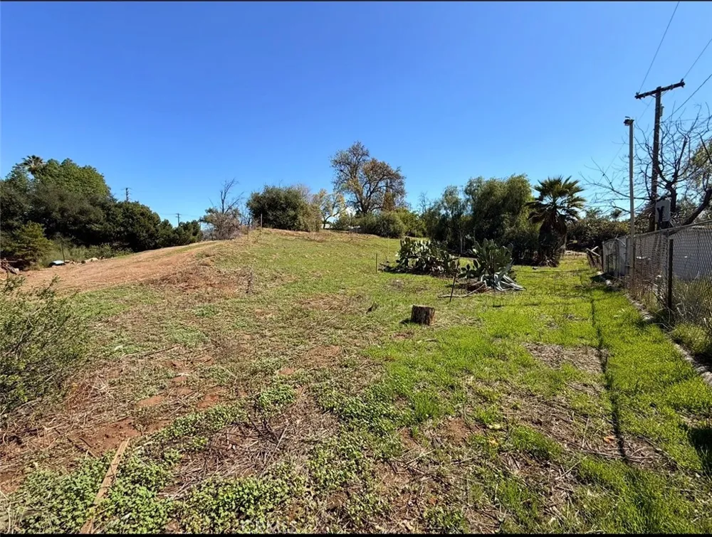 1795 Prince Albert Riverside, CA 92507