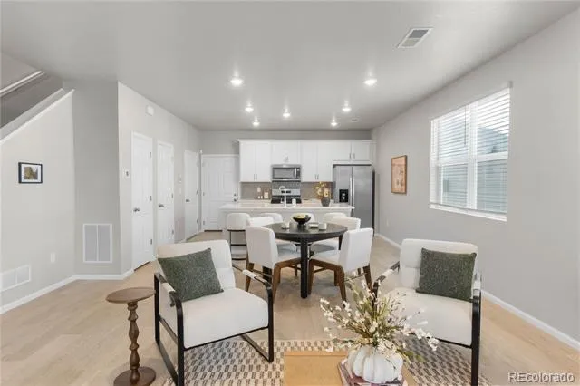 5077 S Robb Street Littleton, CO 80127