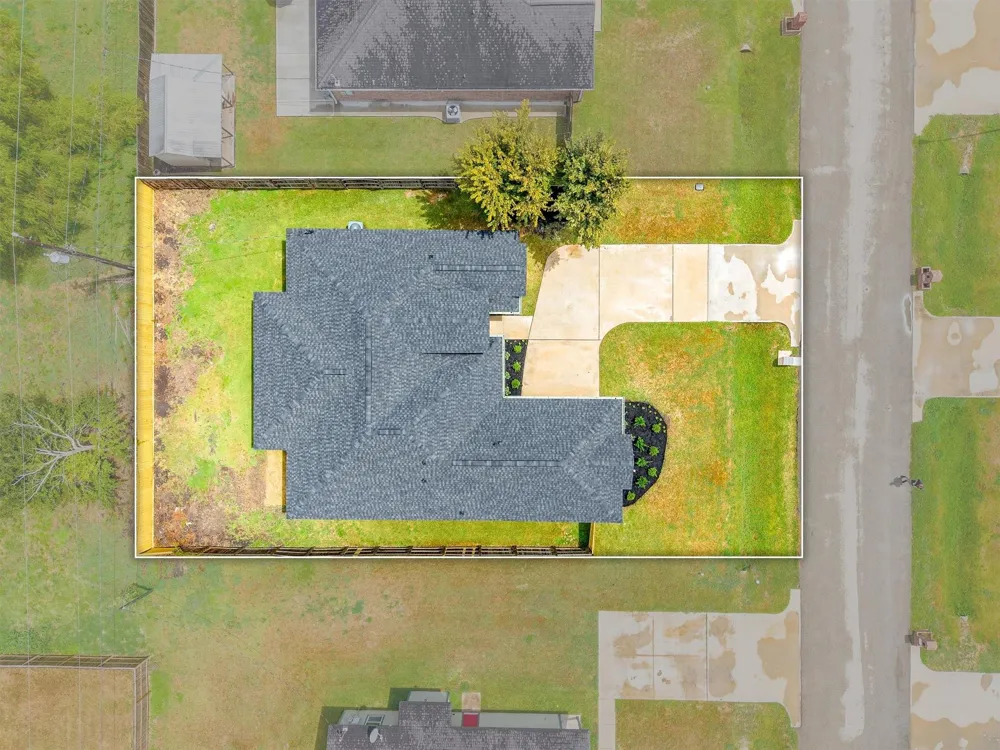 227 Manor Avenue Arcola, TX 77583