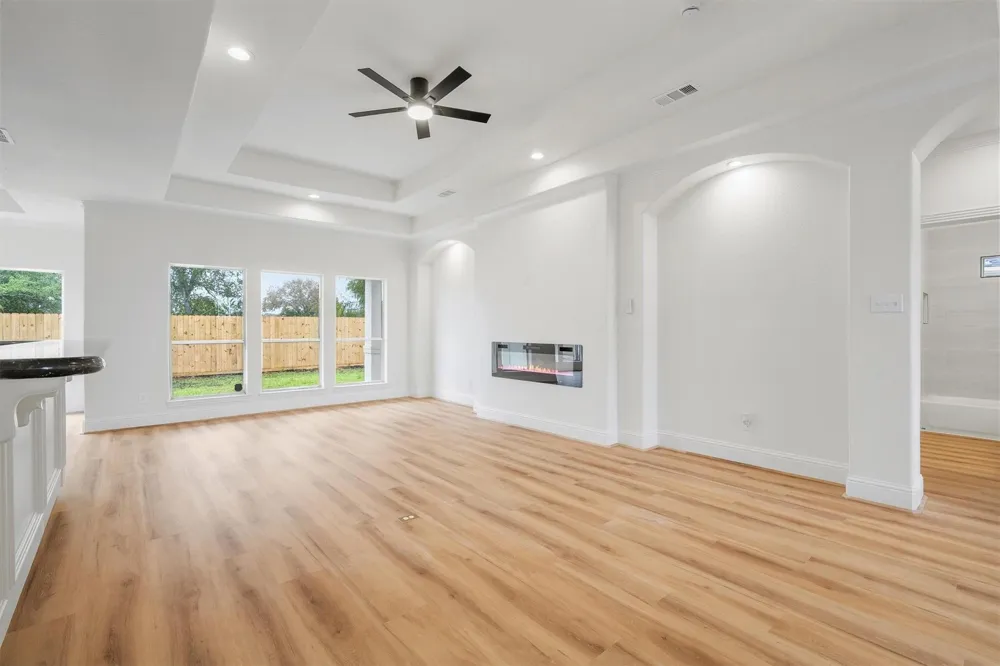 227 Manor Avenue Arcola, TX 77583