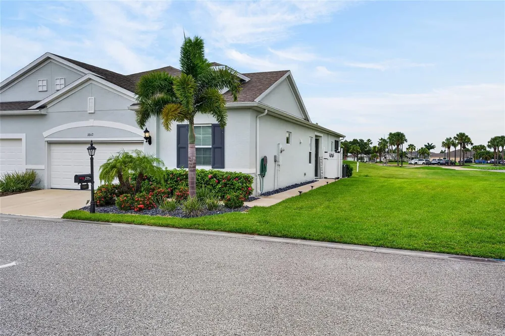 1867 NOTTINGHAM TRAIL Port Charlotte, FL 33980