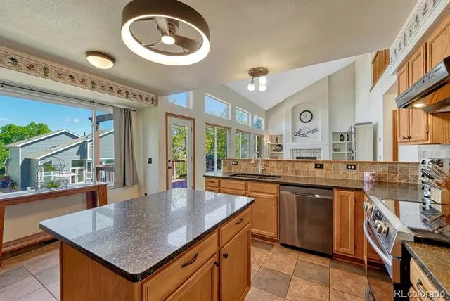 749 Redwood Court Highlands Ranch, CO 80126