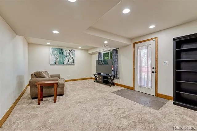 749 Redwood Court Highlands Ranch, CO 80126