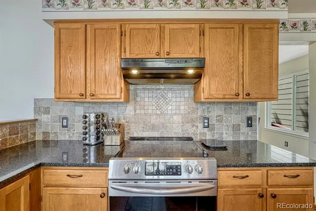 749 Redwood Court Highlands Ranch, CO 80126