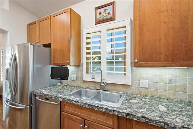 9776 S Johnson Court Littleton, CO 80127