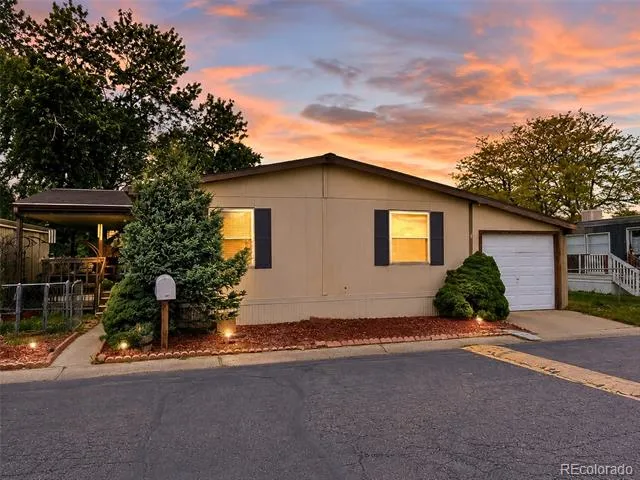 1681 Clark Street Aurora, CO 80011