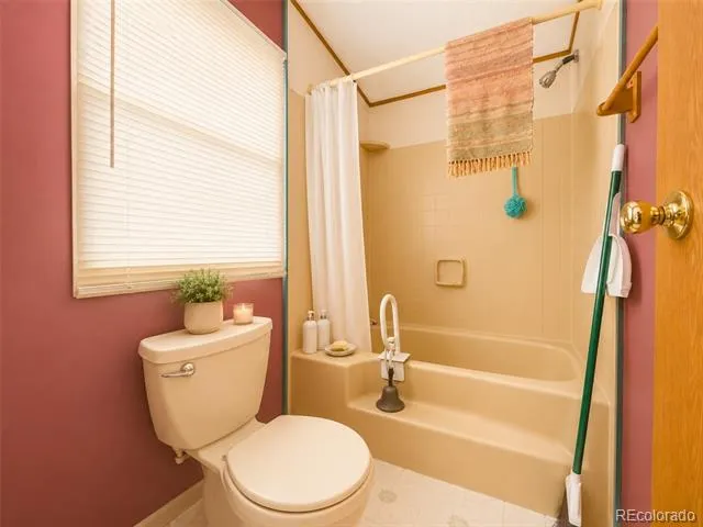 1681 Clark Street Aurora, CO 80011