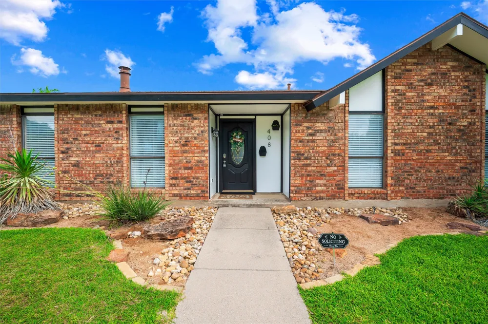 408 Shadowcrest Lane Coppell, TX 75019
