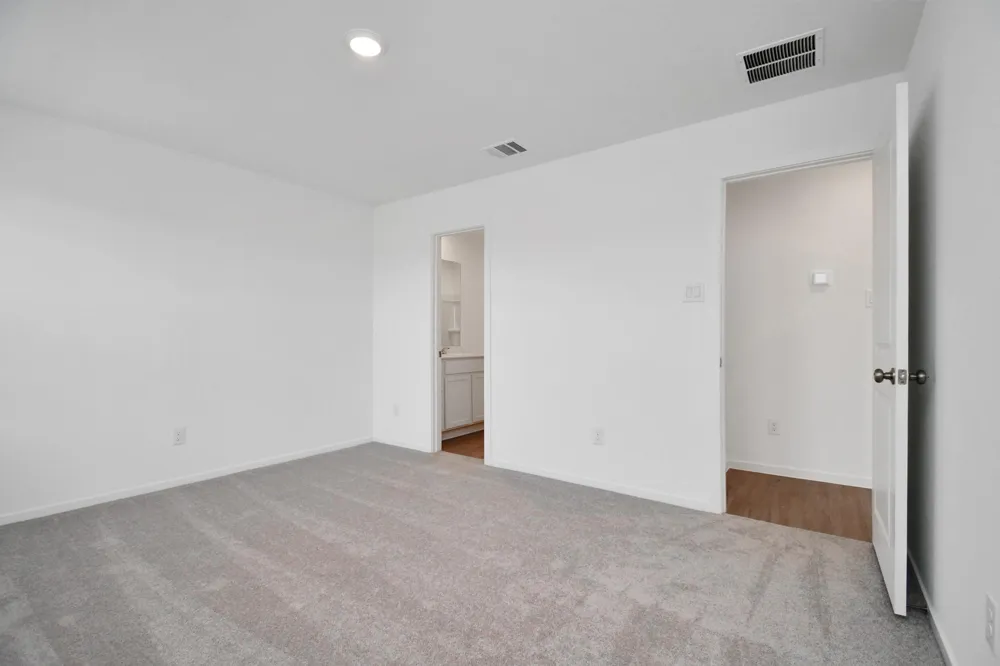 3179 Savannah Rose Angleton, TX 77515
