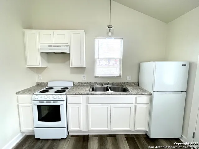 4810 John Victor San Antonio, TX 78220