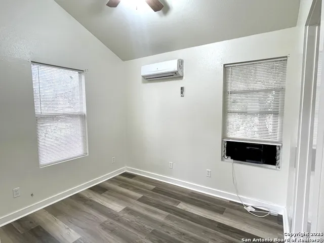 4810 John Victor San Antonio, TX 78220