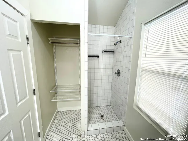 4810 John Victor San Antonio, TX 78220