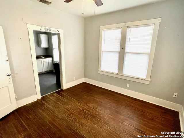 4810 John Victor San Antonio, TX 78220