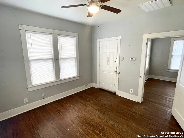 4810 John Victor San Antonio, TX 78220