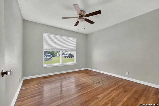 111 Laddie Pl San Antonio, TX 78201