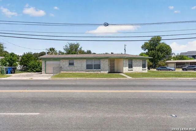111 Laddie Pl San Antonio, TX 78201
