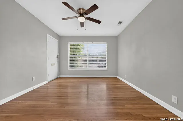 111 Laddie Pl San Antonio, TX 78201