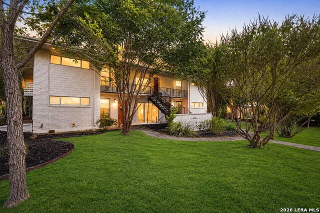 1157 Garraty Rd Terrell Hills, TX 78209