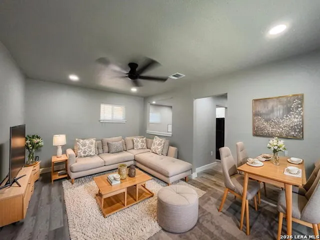 1703 W MULBERRY AVE San Antonio, TX 78201