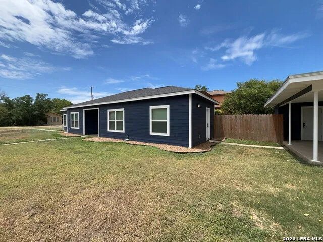 1703 W MULBERRY AVE San Antonio, TX 78201