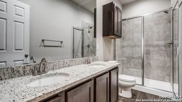 322/324 Emma Dr New Braunfels, TX 78130