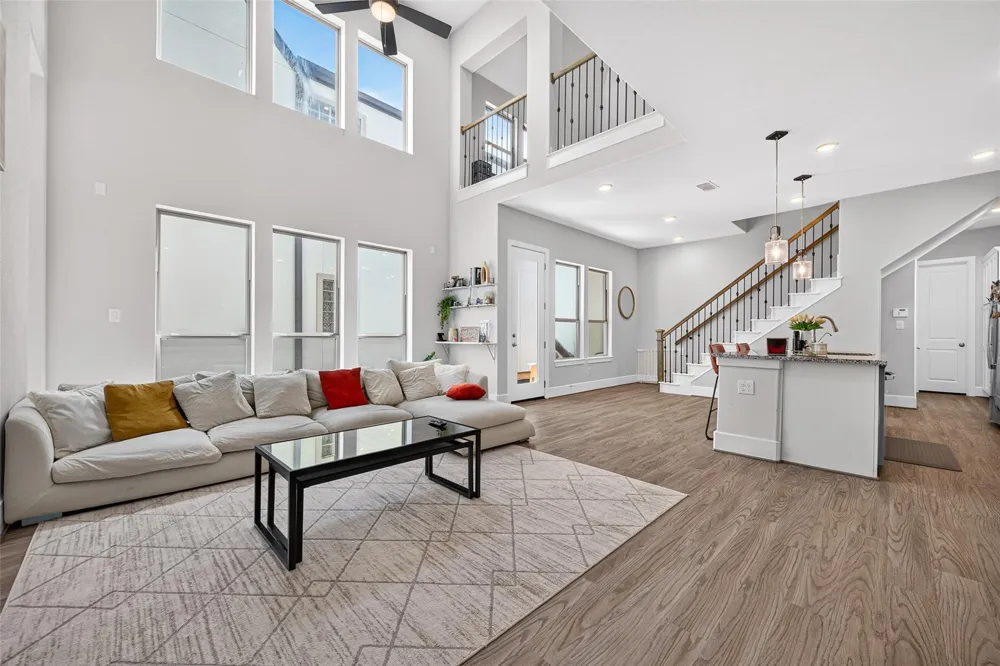 435 Imperial Boulevard Sugar Land, TX 77498