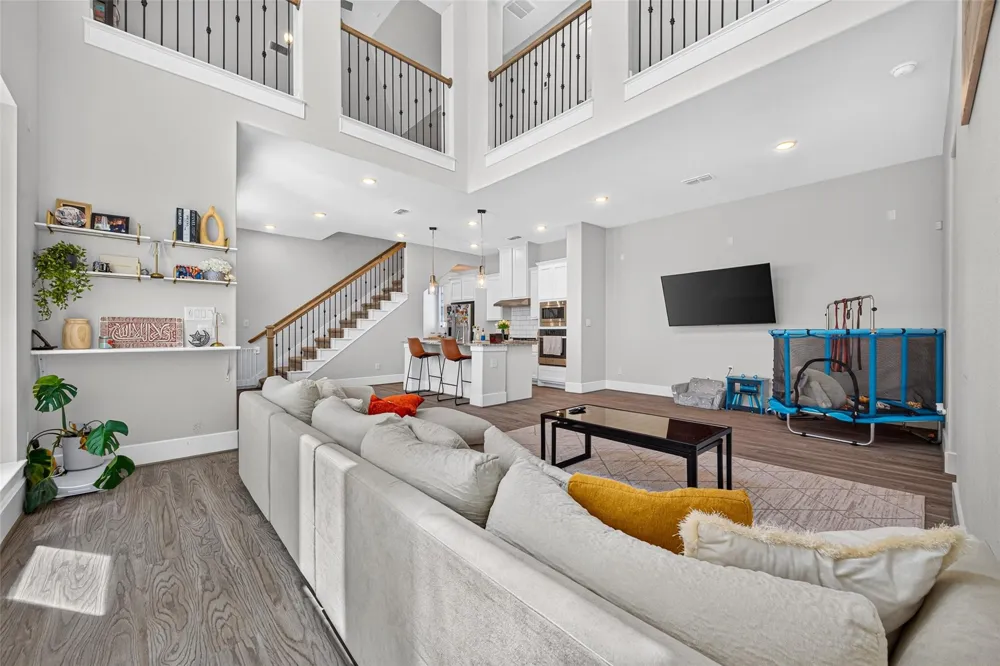 435 Imperial Boulevard Sugar Land, TX 77498