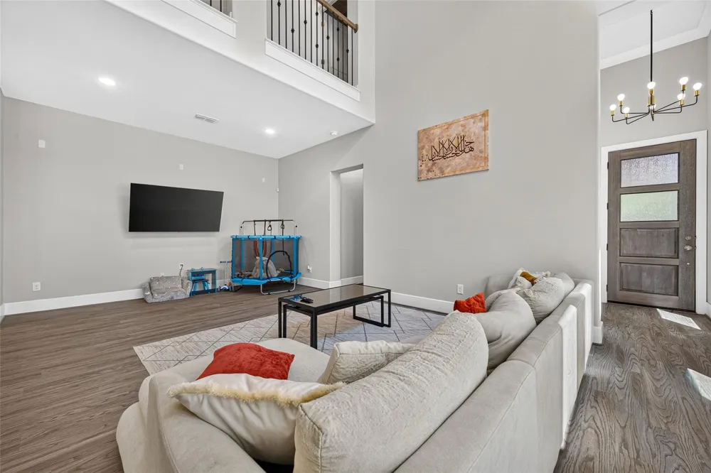 435 Imperial Boulevard Sugar Land, TX 77498