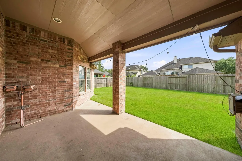 28211 Emerald Creek Lane Fulshear, TX 77441
