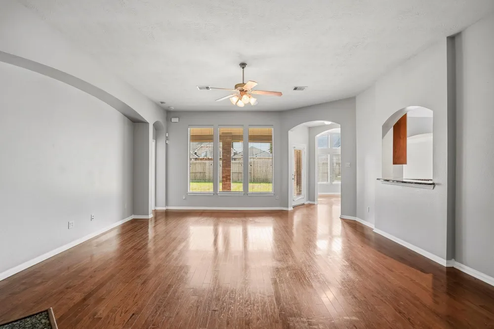 28211 Emerald Creek Lane Fulshear, TX 77441