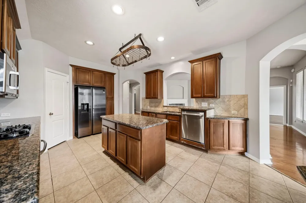 28211 Emerald Creek Lane Fulshear, TX 77441