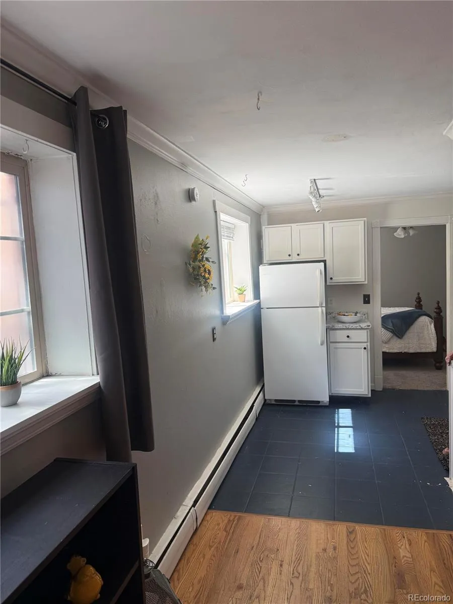 1 S Pennsylvania Street #101 Denver, CO 80209