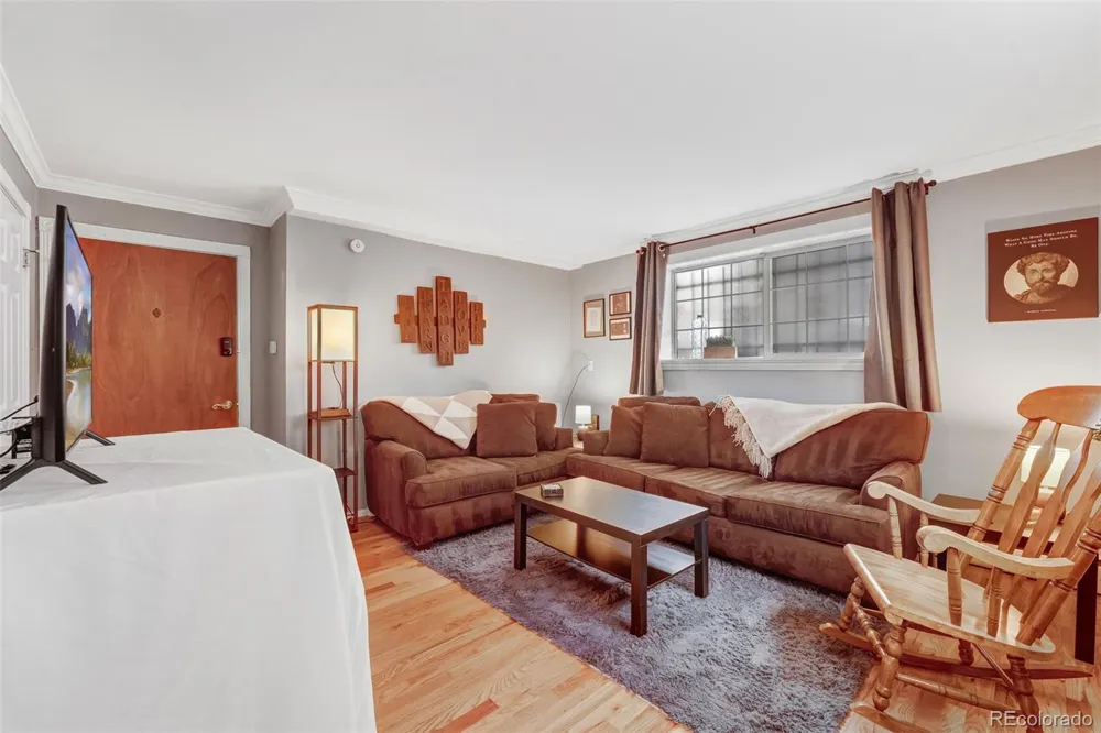 1 S Pennsylvania Street #101 Denver, CO 80209