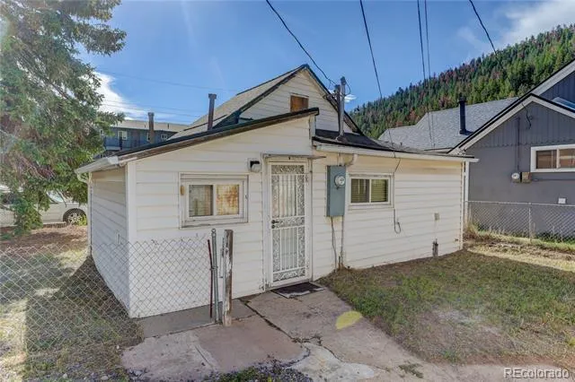 223 3rd Avenue Idaho Springs, CO 80452