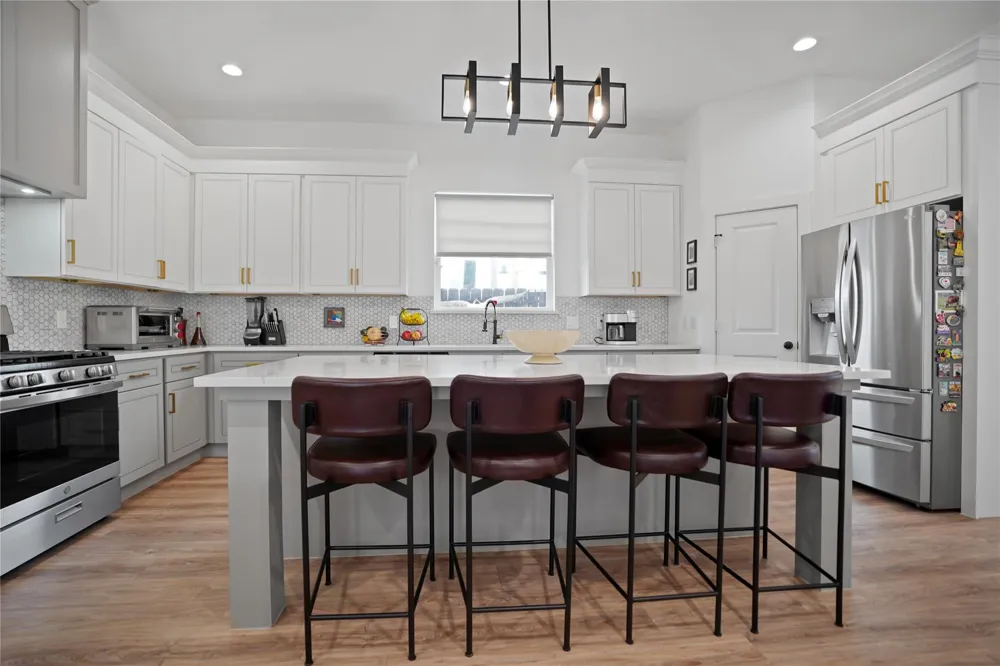303 Blueberry Street #B Houston, TX 77018