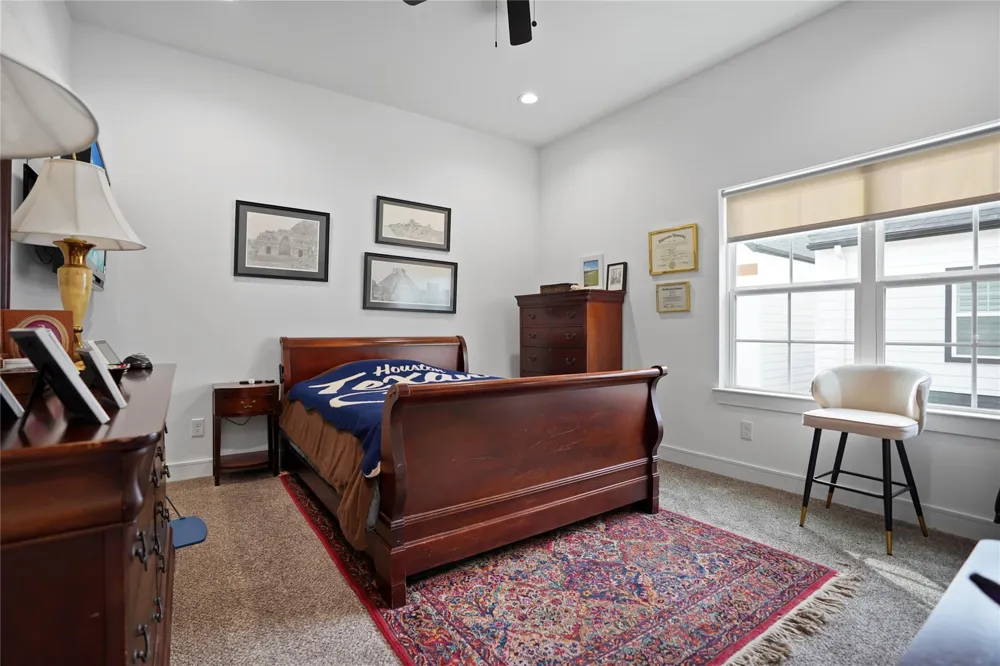 303 Blueberry Street #B Houston, TX 77018