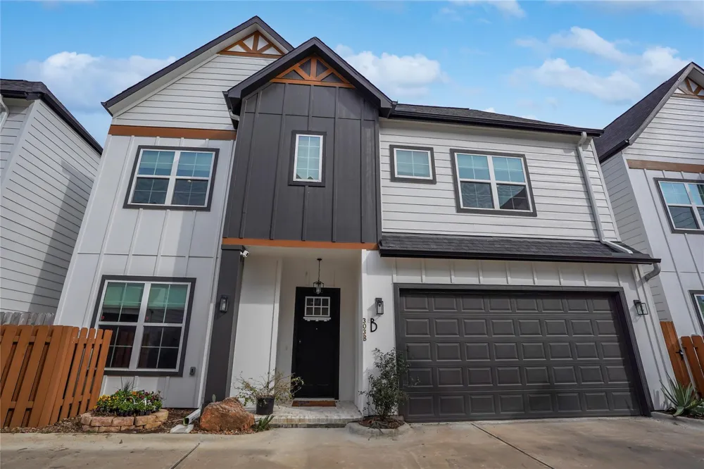 303 Blueberry Street #B Houston, TX 77018