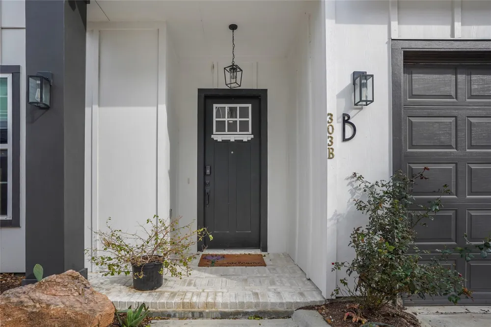 303 Blueberry Street #B Houston, TX 77018