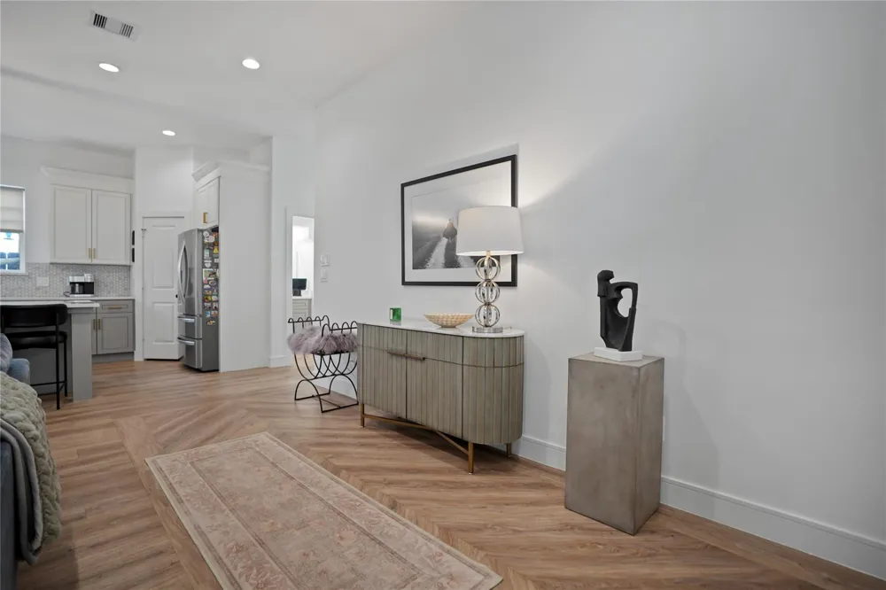 303 Blueberry Street #B Houston, TX 77018