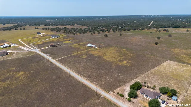 202 Scenic Hills Drive La Vernia, TX 78121