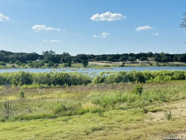 1243 KINGS COVE DR Canyon Lake, TX 78133