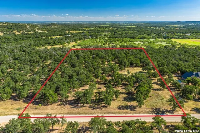 560 Mystic Oaks Trail Fredericksburg, TX 78624