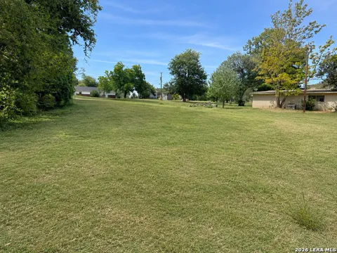 105 Navasota
